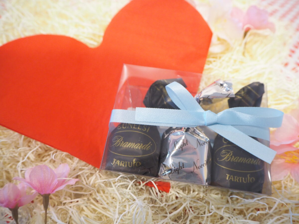 ・チョコレート（トリュフ＋ヘーゼルナッツ）