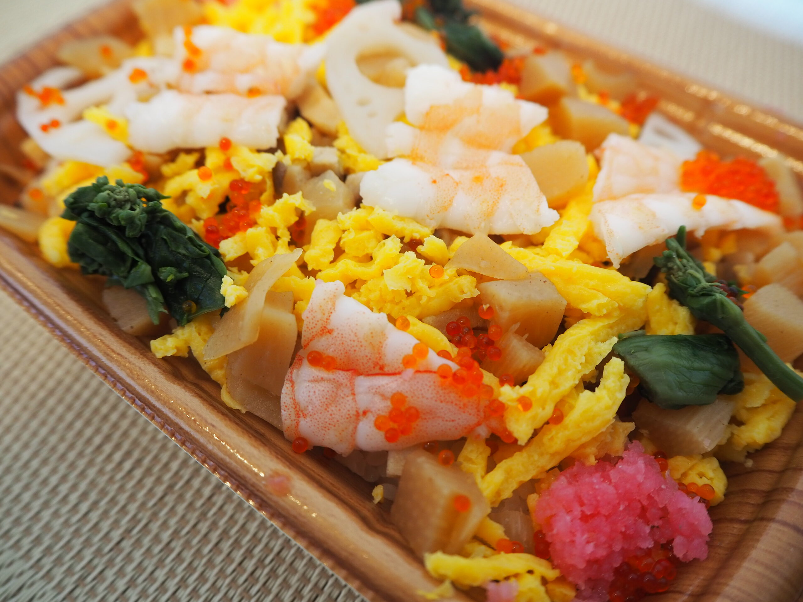 海老と菜の花ちらし寿司