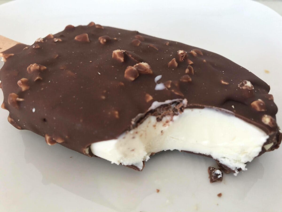 コストコのチョコアイスバーは、驚愕のコスパだけど美味しいの？ 実食レポ｜オマツリジャパン｜あなたと祭りをつなげるメディア