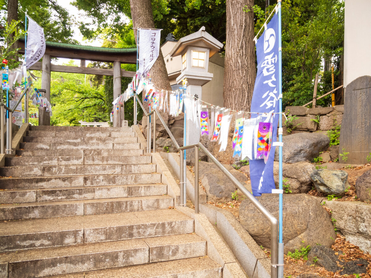 雪ヶ谷八幡神社「奉納こいのぼりお絵かき」
