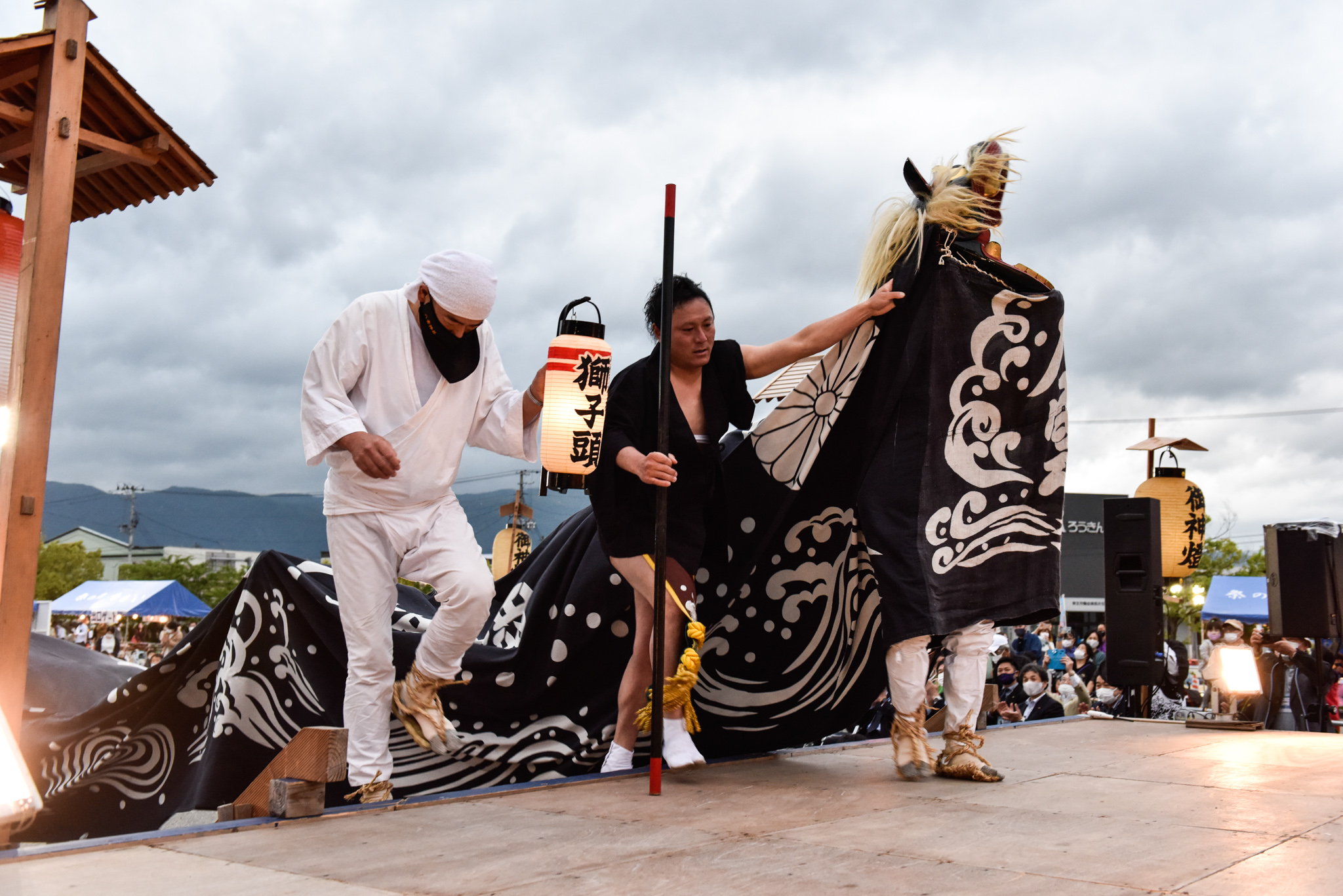 山形県でながい黒獅子まつりを開催！大きく躍動感あふれる舞いの様子・その始まりとは？｜株式会社オマツリジャパン