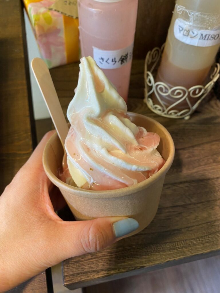 えごま醤油ソフト