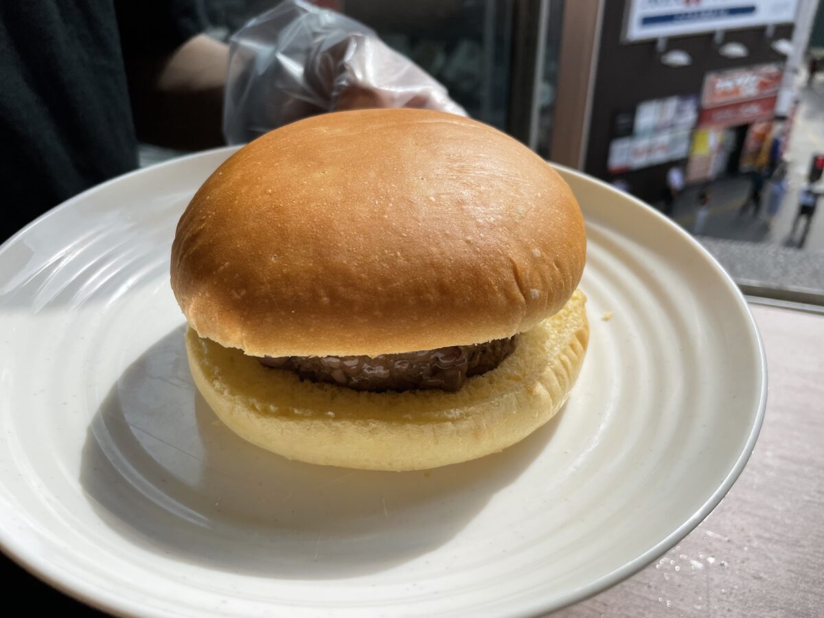 コストコミートパティでハンバーガー