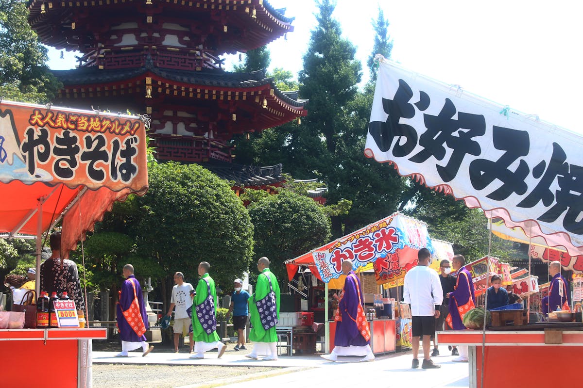 川崎大師風鈴市は全国の風鈴が並ぶ夏の風物詩 二年ぶり開催初日を速報レポ オマツリジャパン あなたと祭りをつなげるメディア