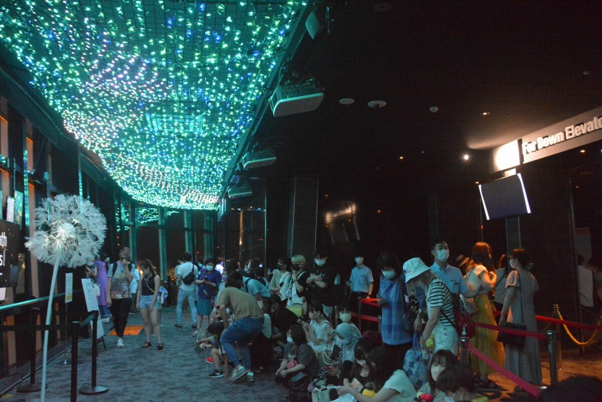 東京タワー天の川イルミネーションが開催中 夏の夜空を宇宙遊泳 オマツリジャパン 毎日 祭日 東京タワー天の川イルミネーションが開催中 夏の夜空を宇宙遊泳 オマツリジャパン 毎日 祭日