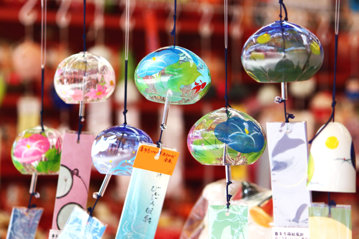 川崎大師風鈴市は全国の風鈴が並ぶ夏の風物詩。二年ぶり開催初日を速報レポ