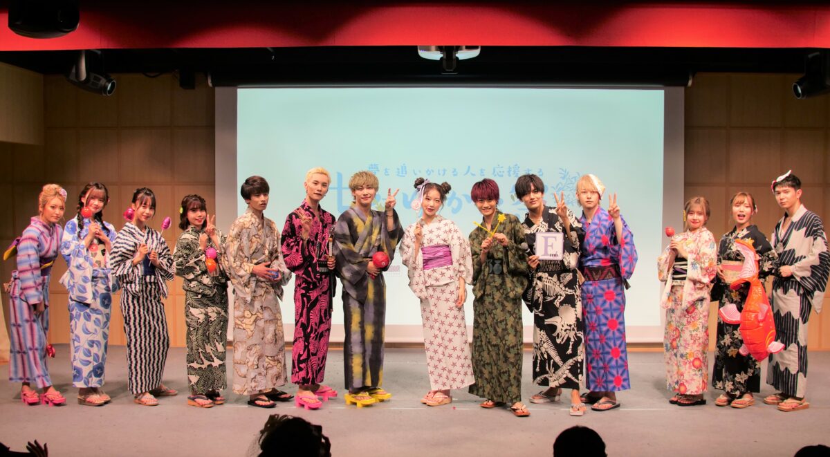 Emo!miuファッションショー_集合