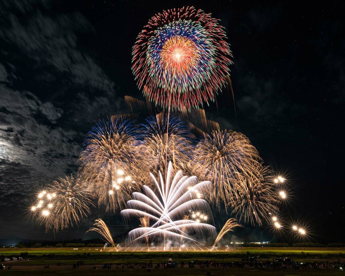 みんなの花火 In 弘前 希望の光プロジェクト オンラインで9月4日に開催 クラファンで想い繋ぐ オマツリジャパン あなたと祭りをつなげるメディア みんなの花火 In 弘前 希望の光プロジェクト オンラインで9月4日に開催 クラファンで想い繋ぐ オマツリジャパン あなたと祭りをつなげるメディア
