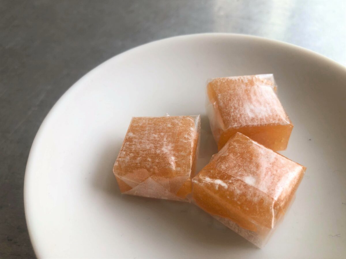 ボンタンアメが3個