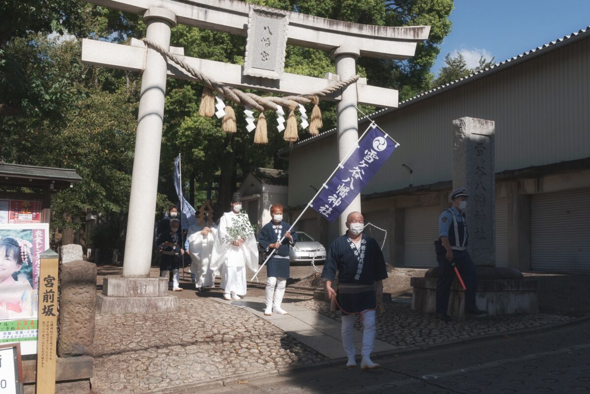 御幣渡御（一の鳥居）