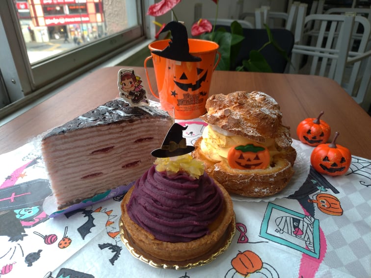 不二家のハロウィンスイーツ