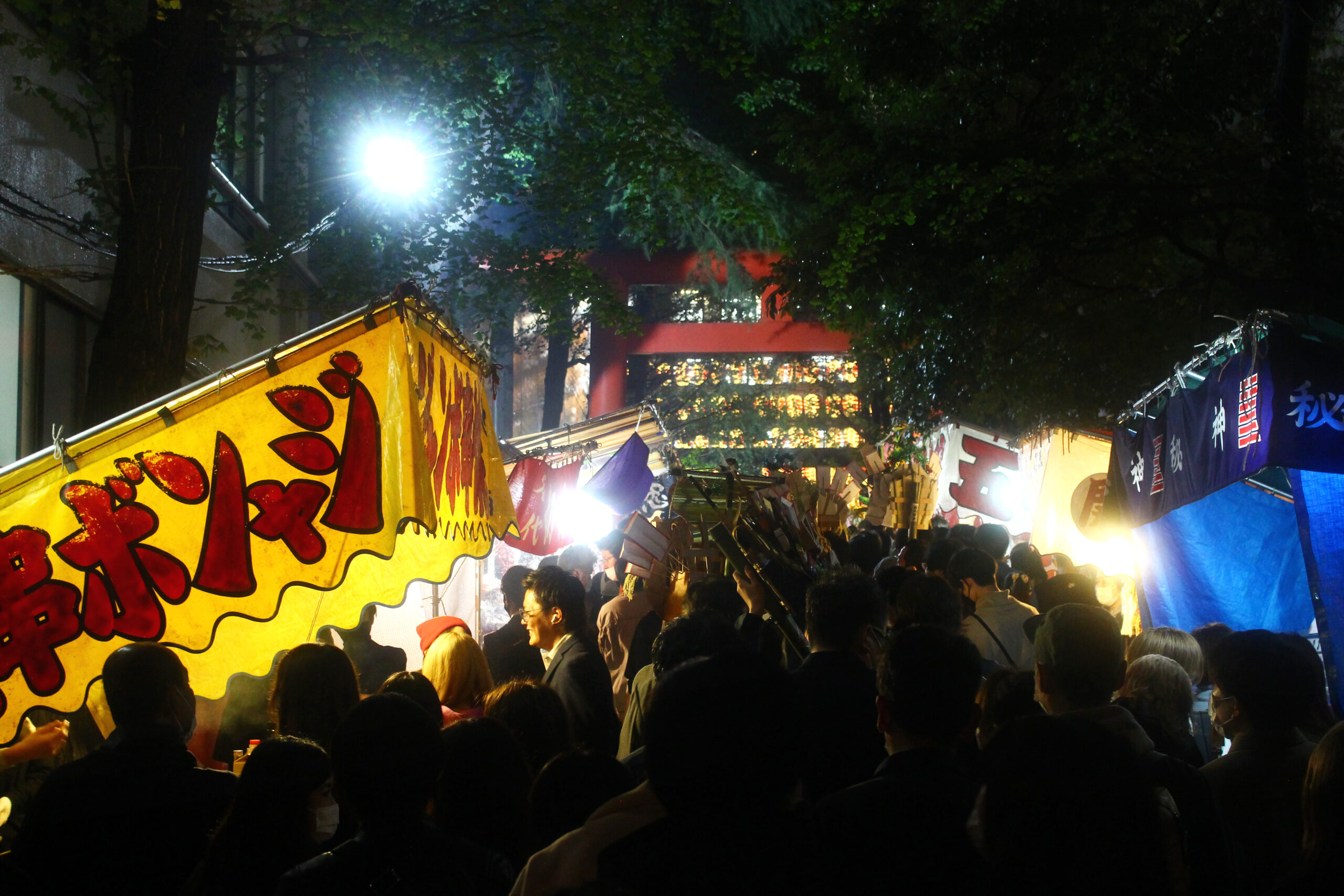 花園神社酉の市