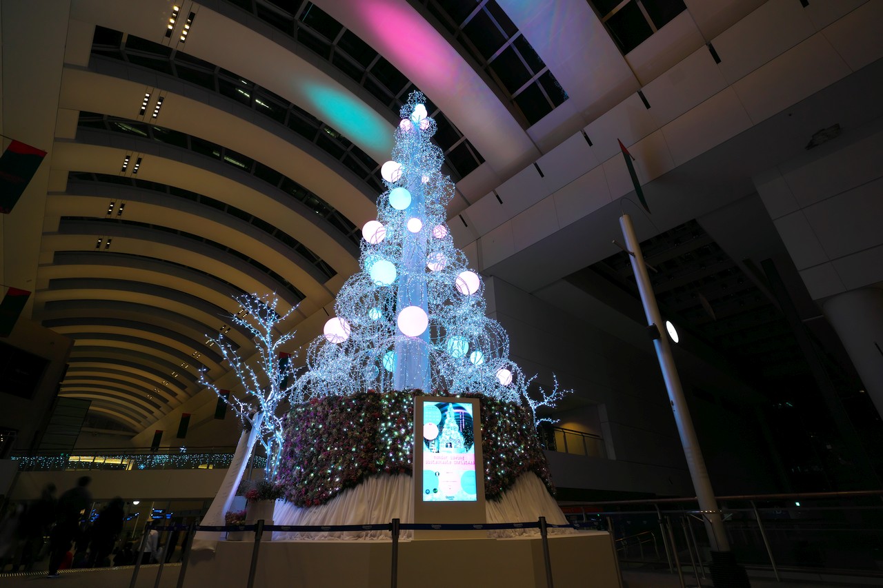 クイーンズスクエアのツリー