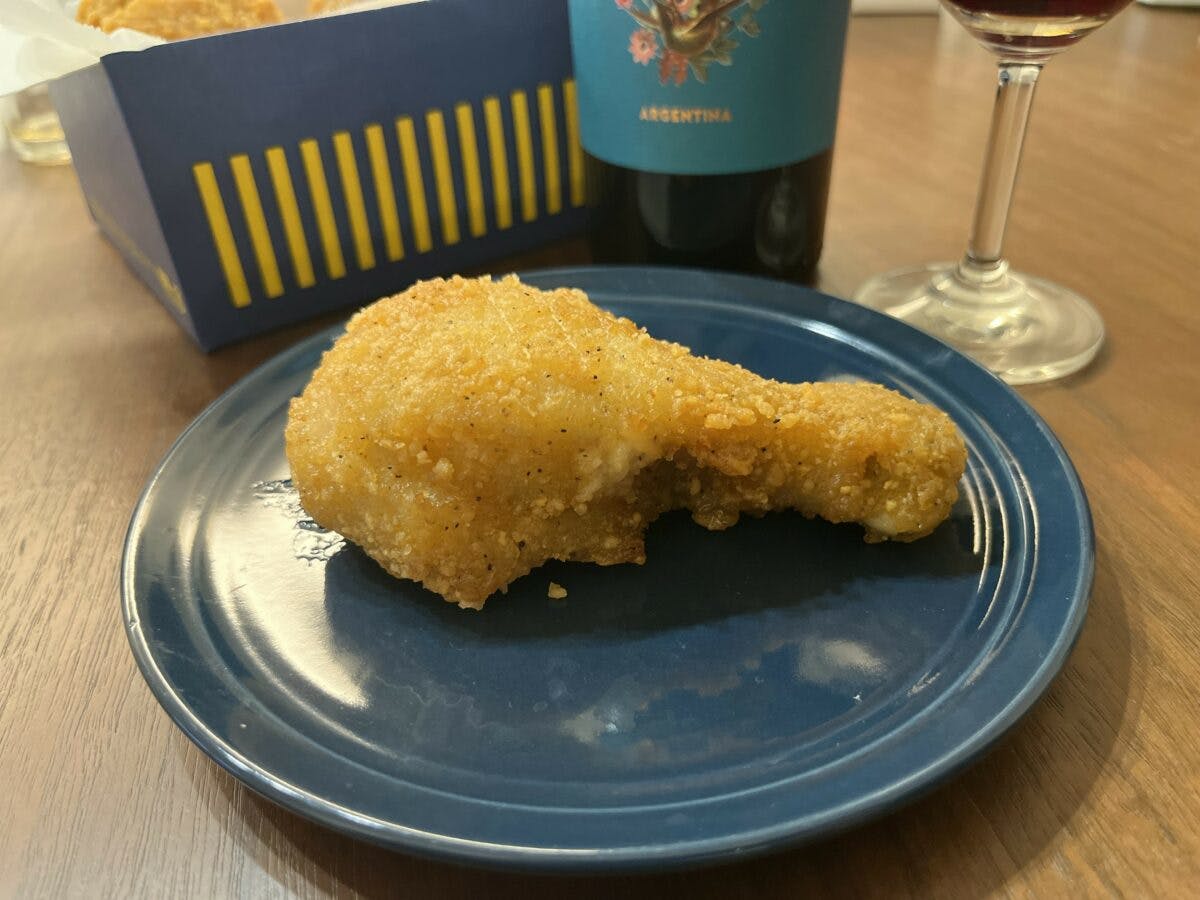 黄金チキン＆ＬチキBOX4個入　840円（税込）