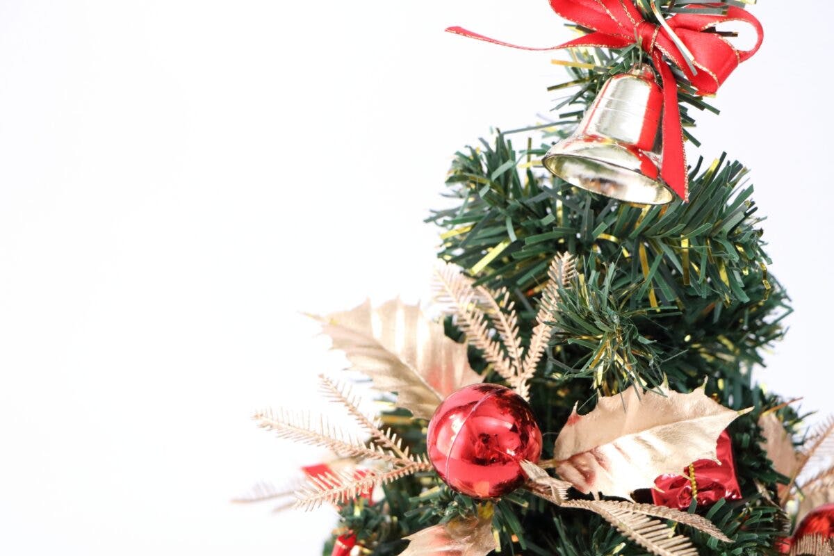 クリスマスツリーはいつ飾る しまい忘れると不吉 オーナメントに込められた意味とは オマツリジャパン あなたと祭りをつなげるメディア