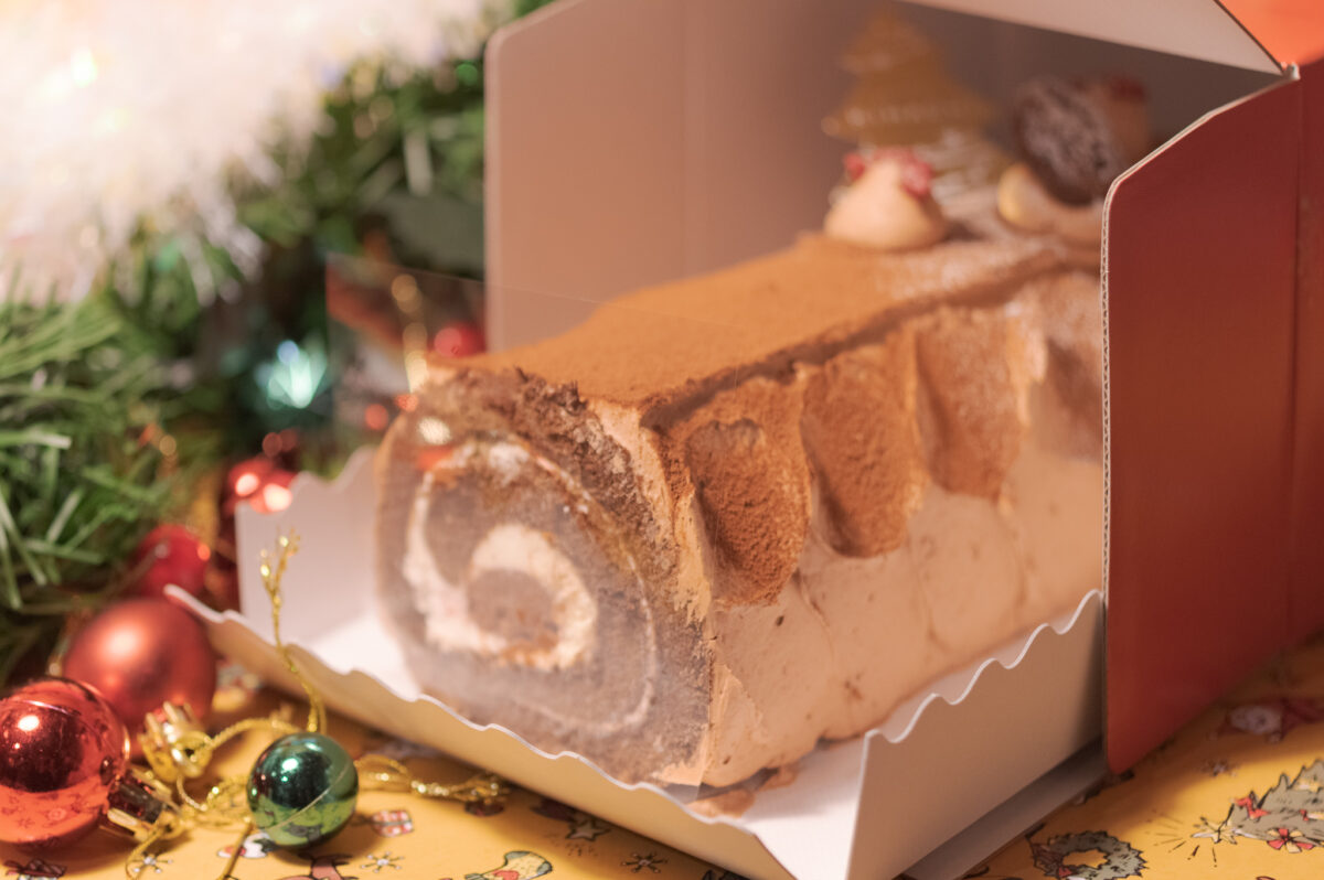 patisserie KIHACHI監修　ブッシュ・ド・ノエル　ノワール