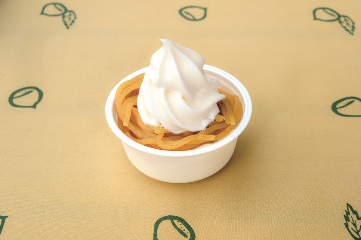 岩間の栗や 小田喜商店『いわまのもんぶらんソフト』