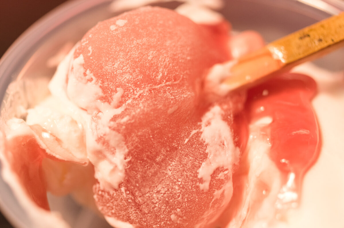 とろ生わらび餅 いちご