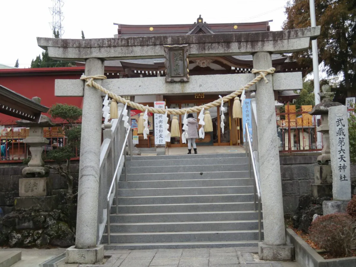 武蔵第六天神社とは 御朱印や挟み紙の魅力に加えウナギやナマズのグルメも オマツリジャパン あなたと祭りをつなげるメディア