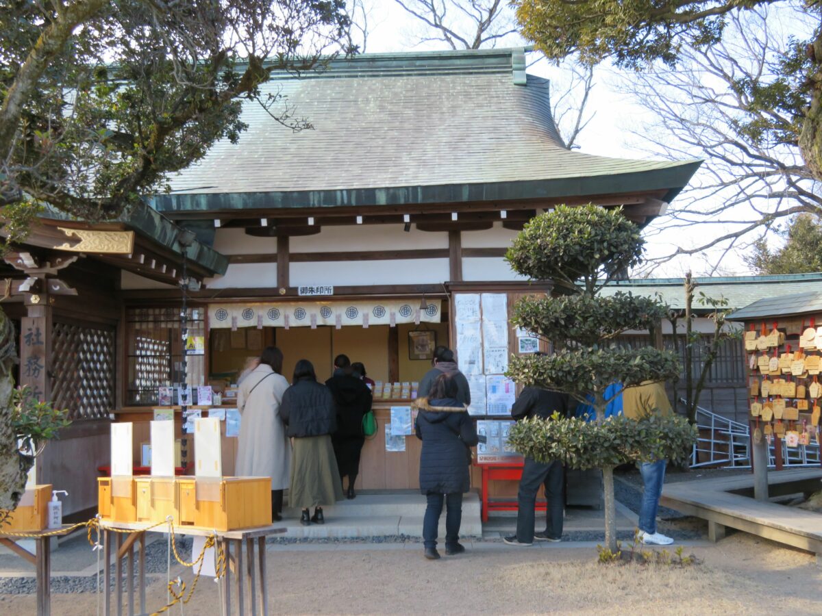 足利織姫神社とは？七夕期間限定の御朱印が人気の恋人の聖地｜株式会社オマツリジャパン