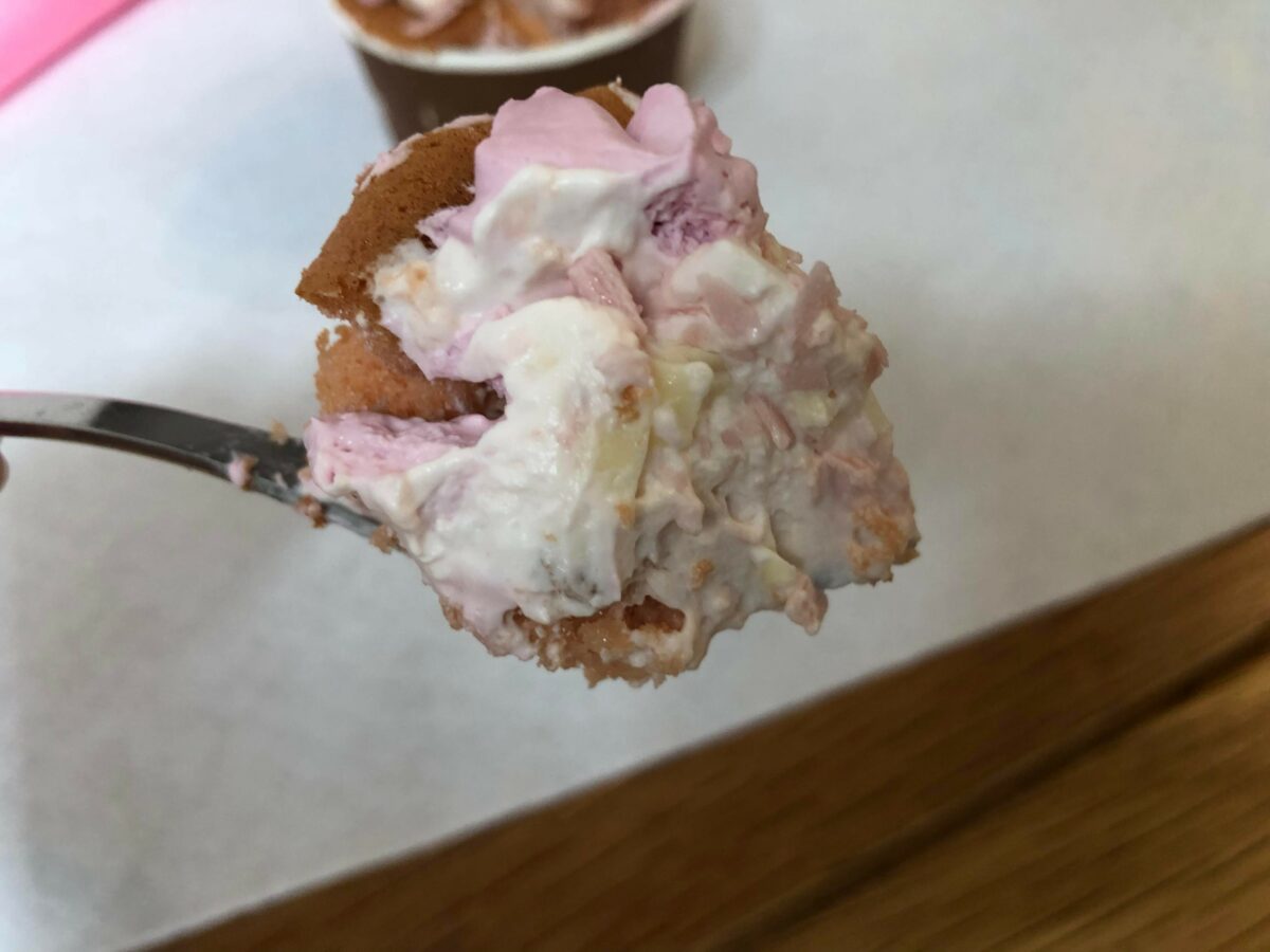 さくらクリームシフォン