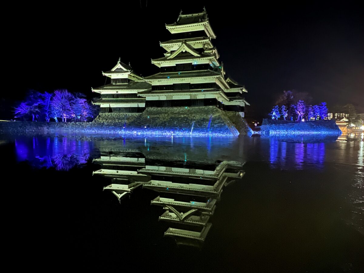 氷彫フェスティバル、松本城、ライトアップ、イルミネーション、リフレクション