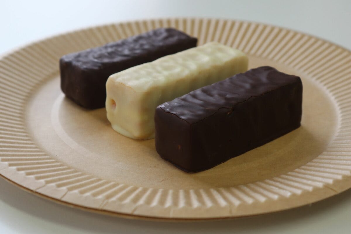 ローソンしか勝たん お店で見つけて実食 ホワイトデーにぴったりのスイーツとは オマツリジャパン あなたと祭りをつなげるメディア ローソンしか勝たん お店で見つけて実食 ホワイトデーにぴったりのスイーツとは オマツリジャパン あなたと祭りをつなげるメディア