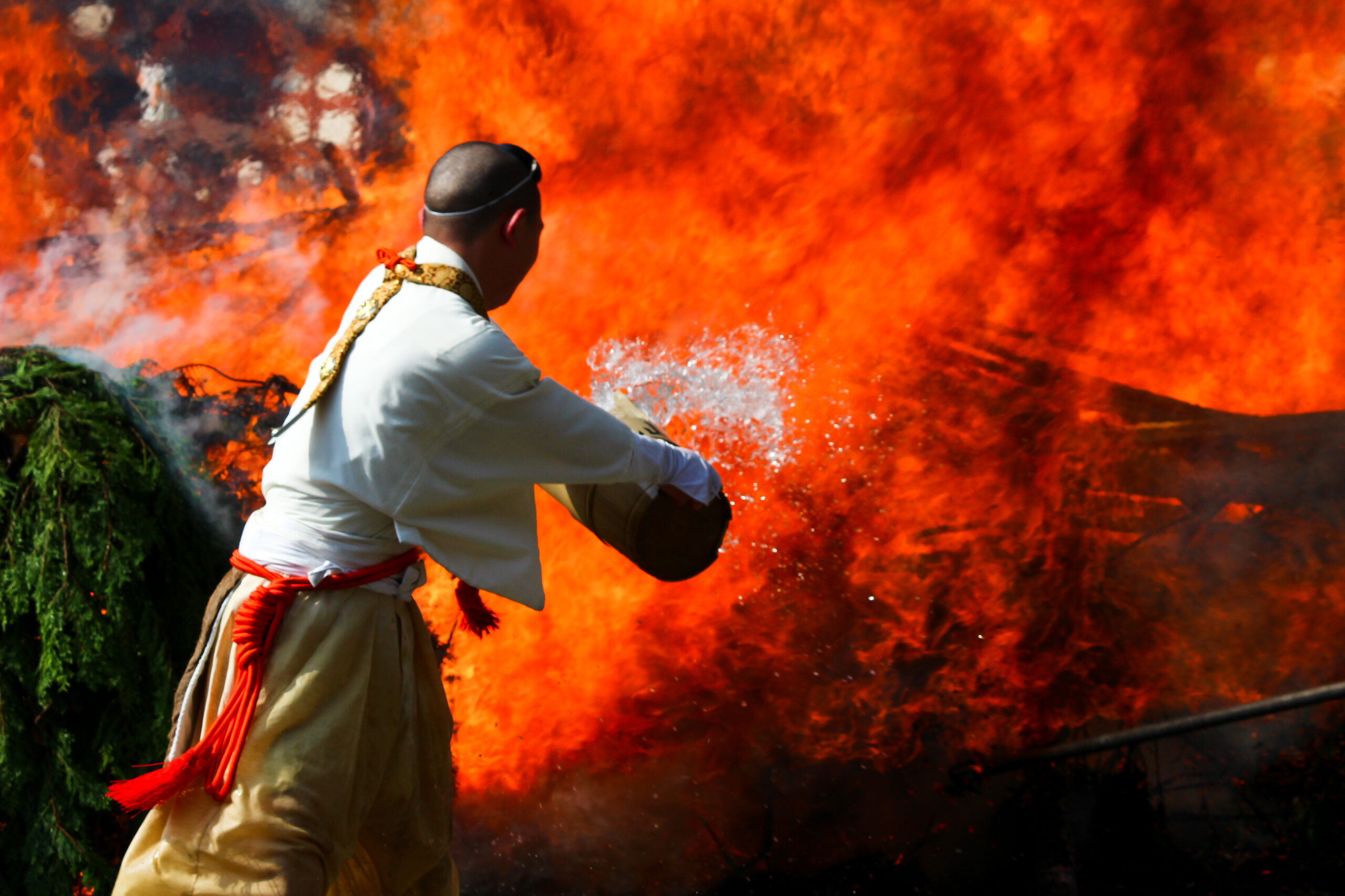 高尾山火渡り祭