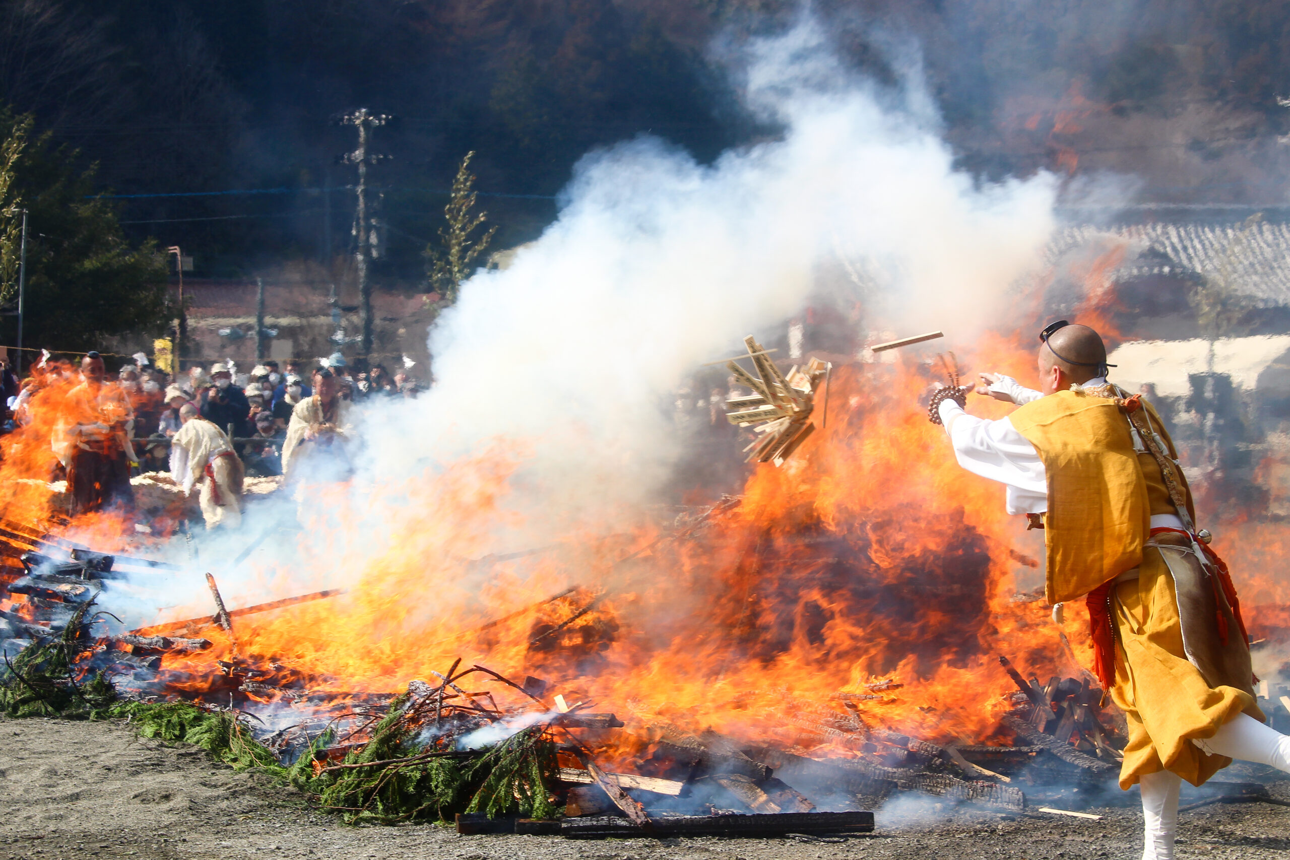 高尾山火渡り祭