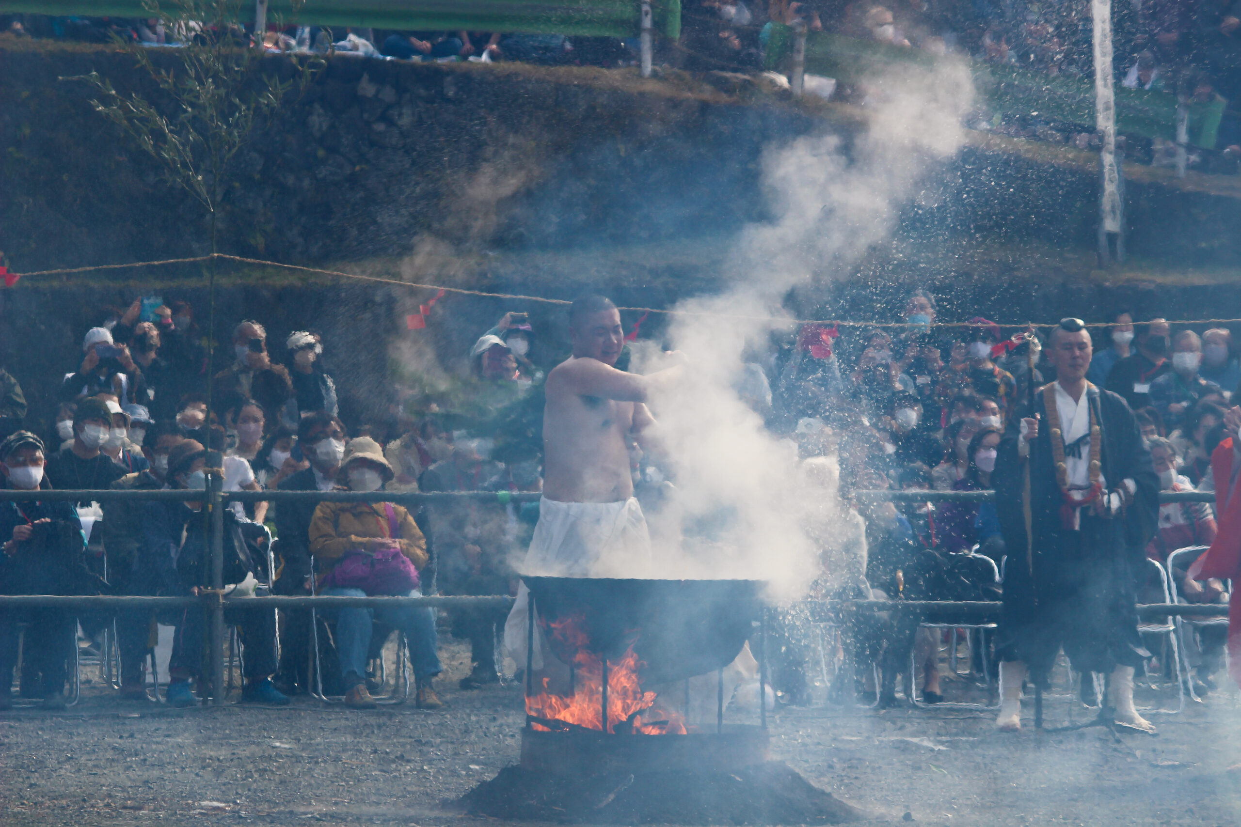 高尾山火渡り祭