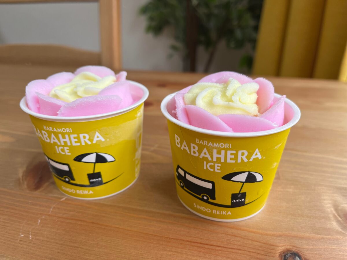 カップのババヘラアイス