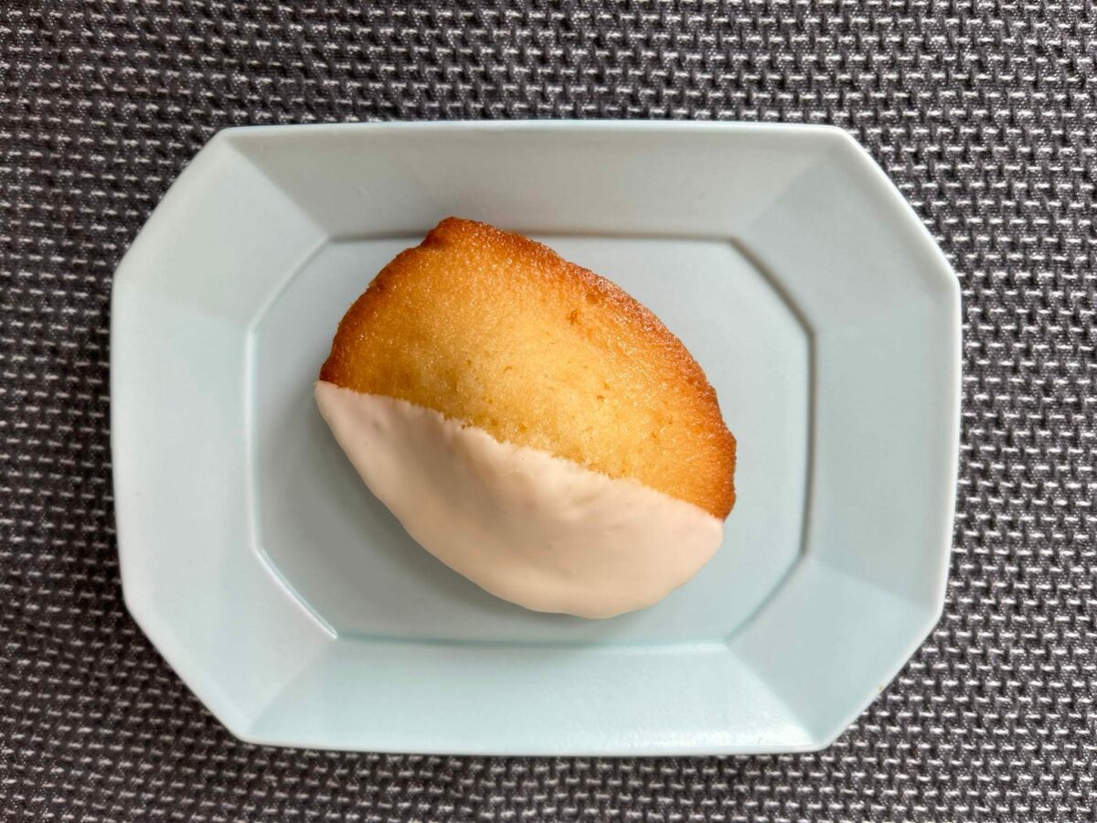 コストコのマドレーヌ　レモン味