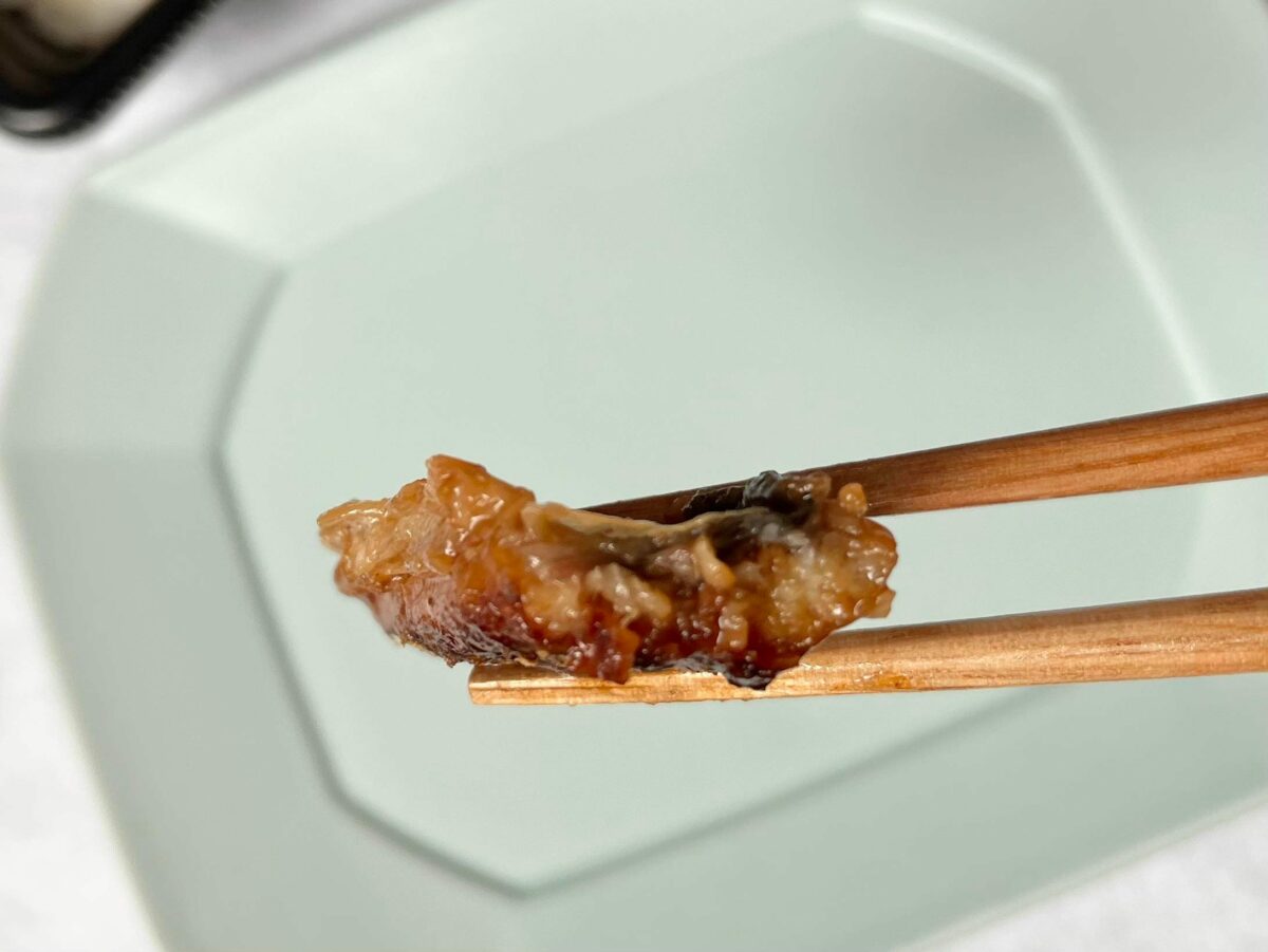 一口分のうなぎ