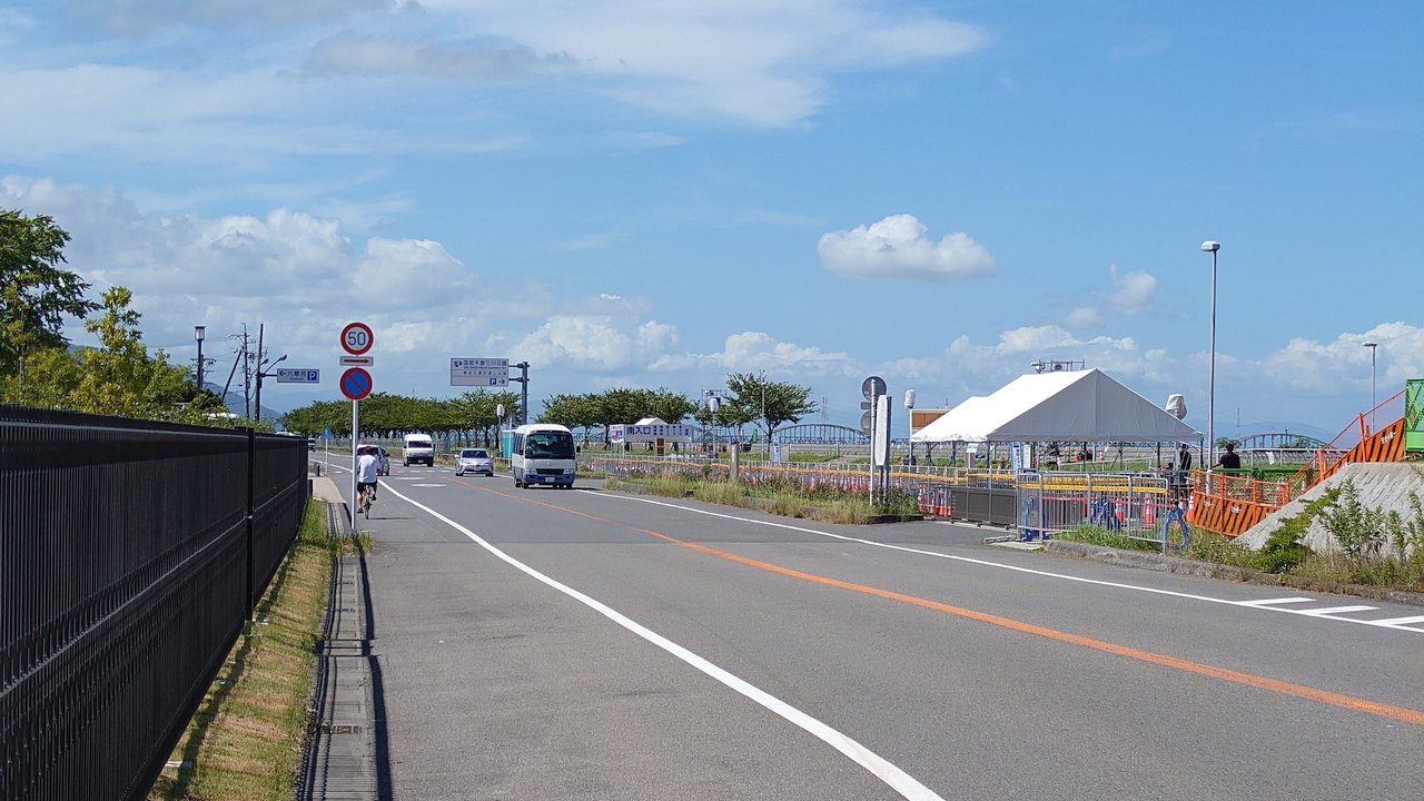 屋台が1軒もない