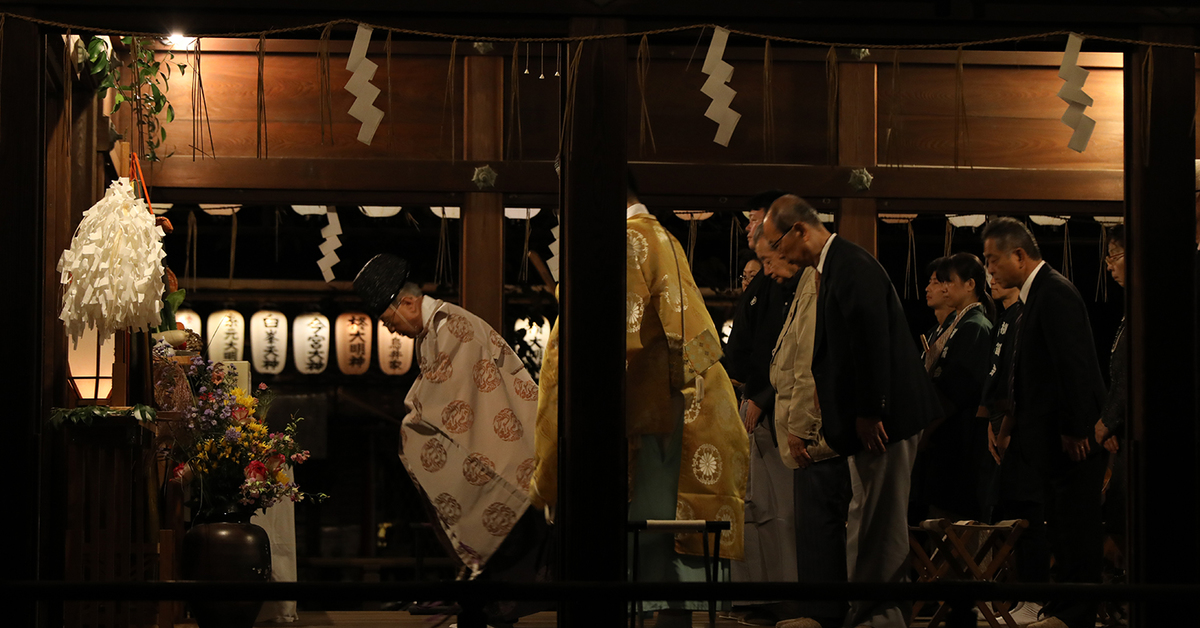 白峯神宮の献灯講祭 観月会