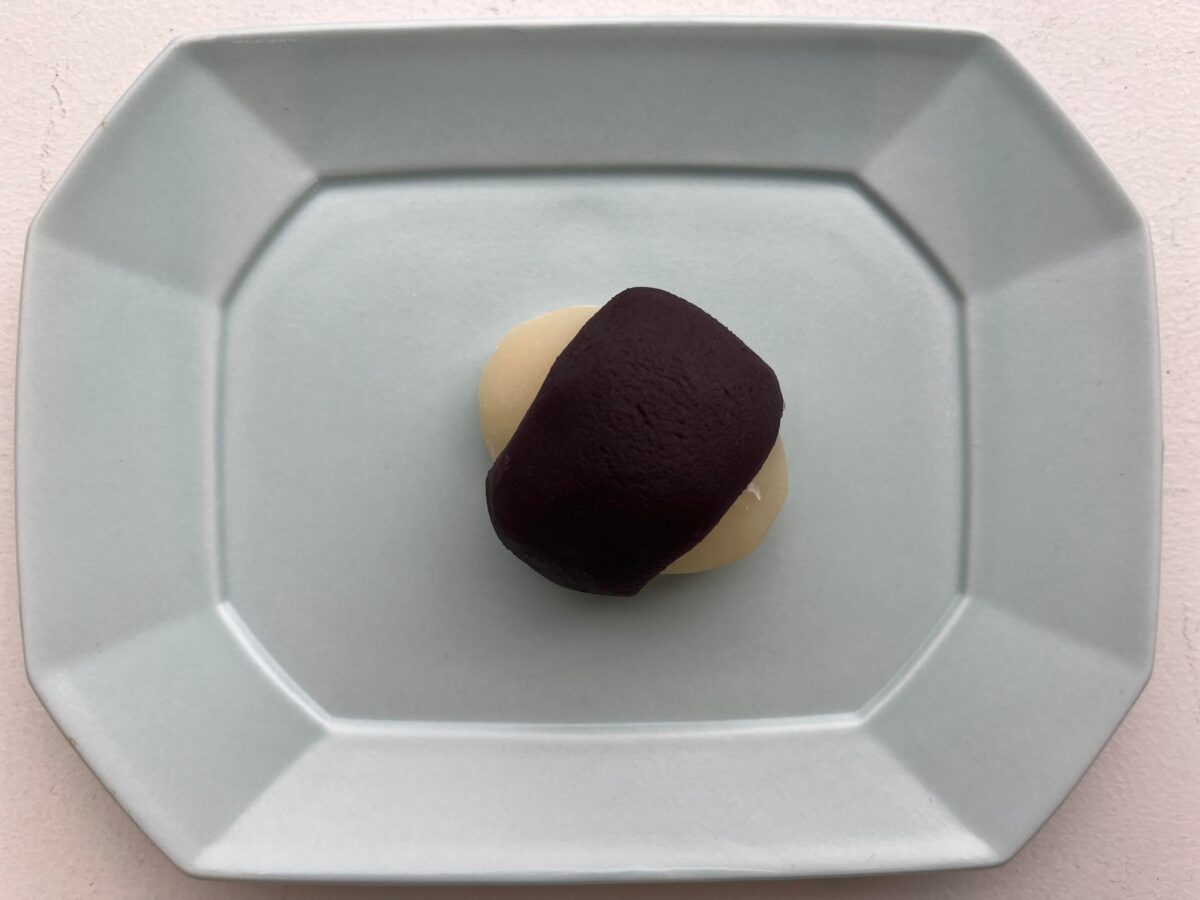 鶴屋吉信の月見だんご