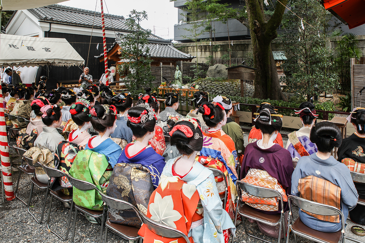 古墳時代～現代まで！美しい日本髪を当時の衣装とともに堪能できる「櫛