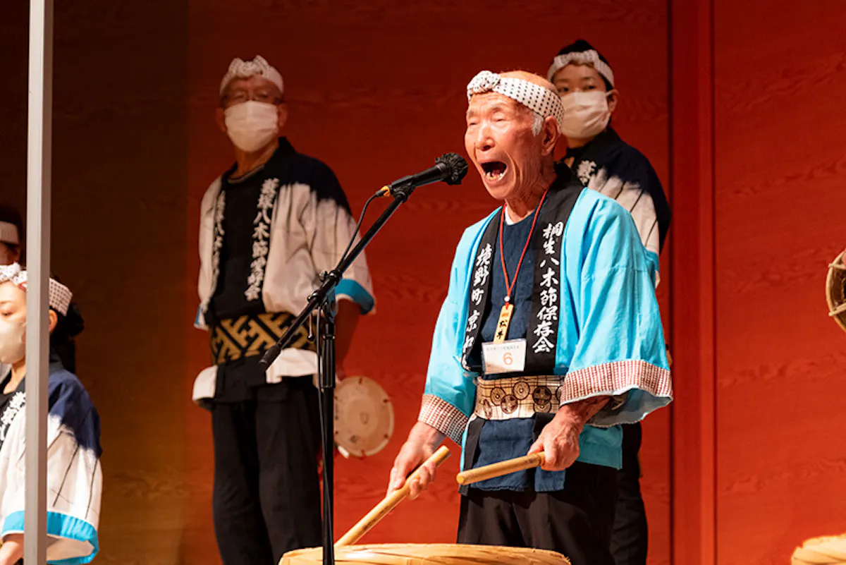 群馬の盆踊りは美声に酔う!2023年「桐生八木節まつり」は至る所で踊りまくれます!|株式会社オマツリジャパン