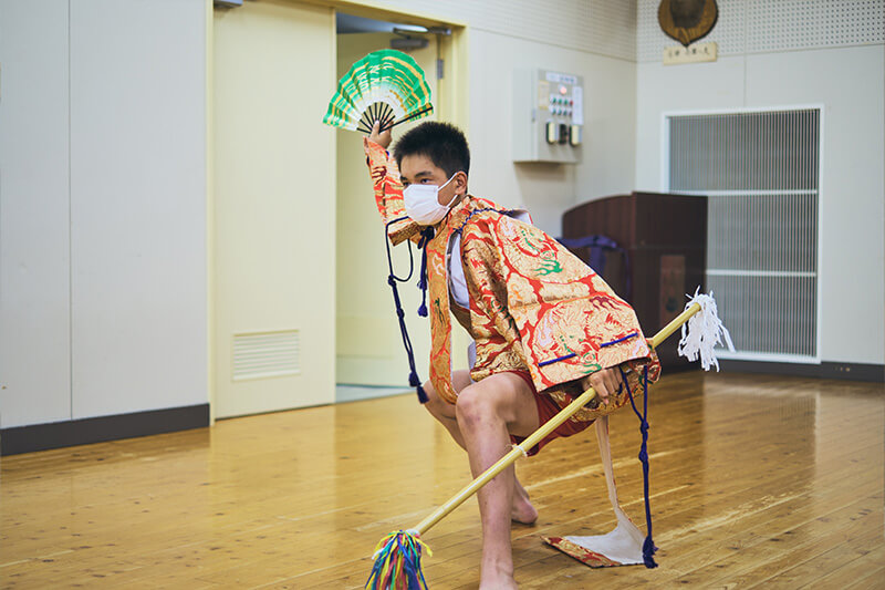 黒土神楽講こども神楽の練習風景