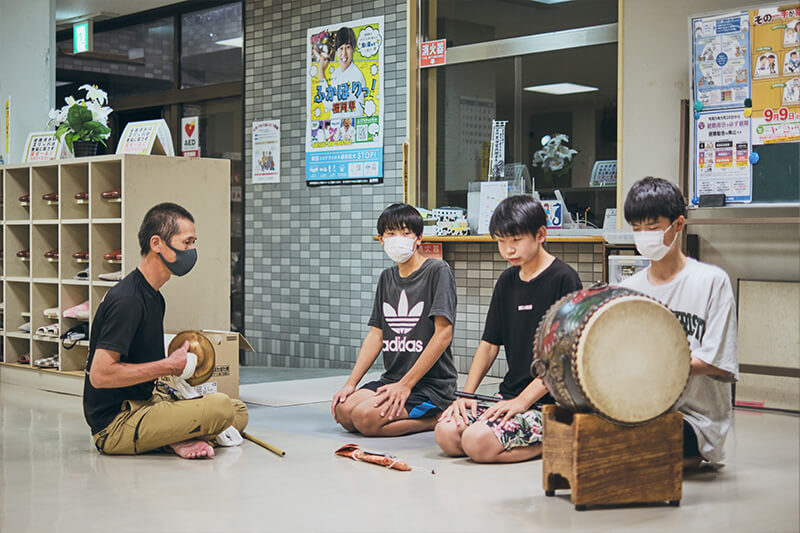 黒土神楽講こども神楽の練習風景