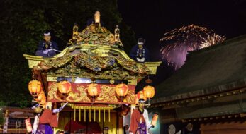 今週末に行けるものも！日本三大曳山祭りとは？祇園祭、高山祭、もう一つは埼玉の…何祭？
