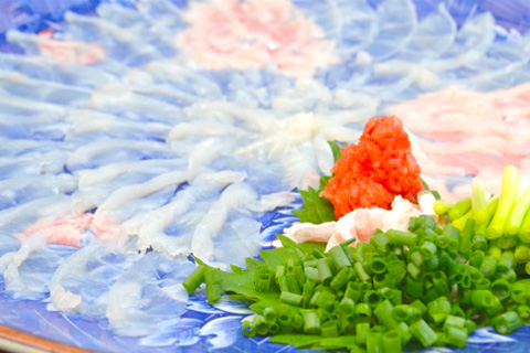 豊かな水辺が育む美食の町。伝統発酵食品へしこ、寒ブリ、若狭ぐじを堪能しよう