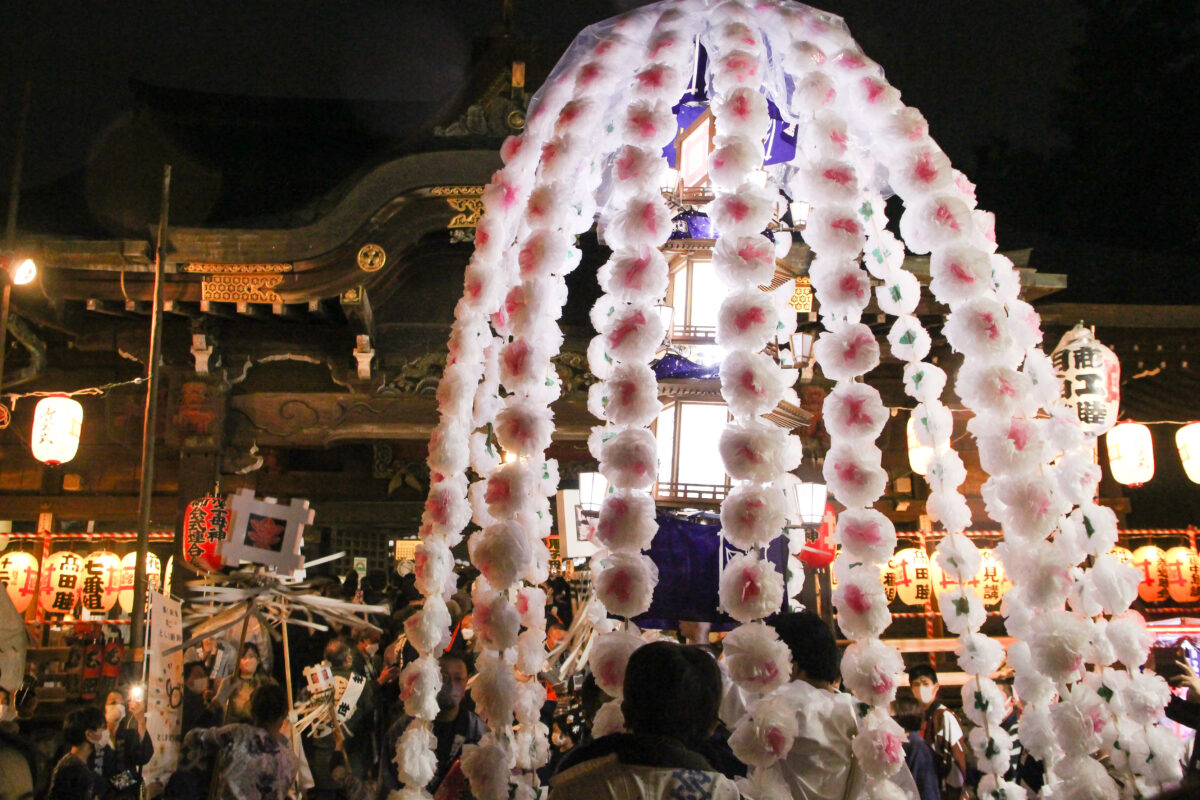 雑司ヶ谷鬼子母神御会式大祭が3年ぶり開催！万灯が街を照らして練り歩く