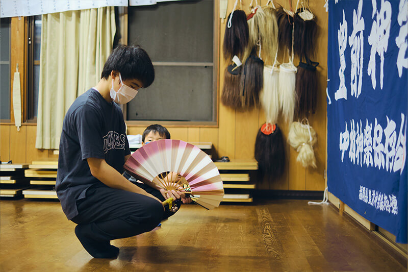 中村神楽講こども神楽の練習風景