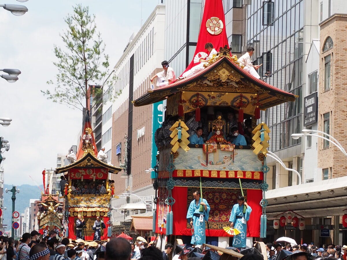 京都三大祭りとは いつ開催 祇園祭 葵祭 もうひとつは何 オマツリジャパン あなたと祭りをつなげるメディア 京都三大祭りとは いつ開催 祇園祭 葵祭 もうひとつは何 オマツリジャパン あなたと祭りをつなげるメディア