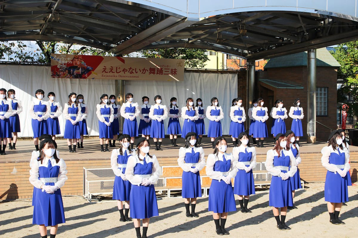 ええじゃないか豊橋まつりが3年ぶり開催 総おどりにクイーンの登場も オマツリジャパン あなたと祭りをつなげるメディア ええじゃないか豊橋まつりが3年ぶり開催 総おどりにクイーンの登場も オマツリジャパン あなたと祭りをつなげるメディア