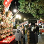 鴻神社酉の市は毎年12月4日開催の鴻巣の祭り。熊手を手に入れ年を越そう！