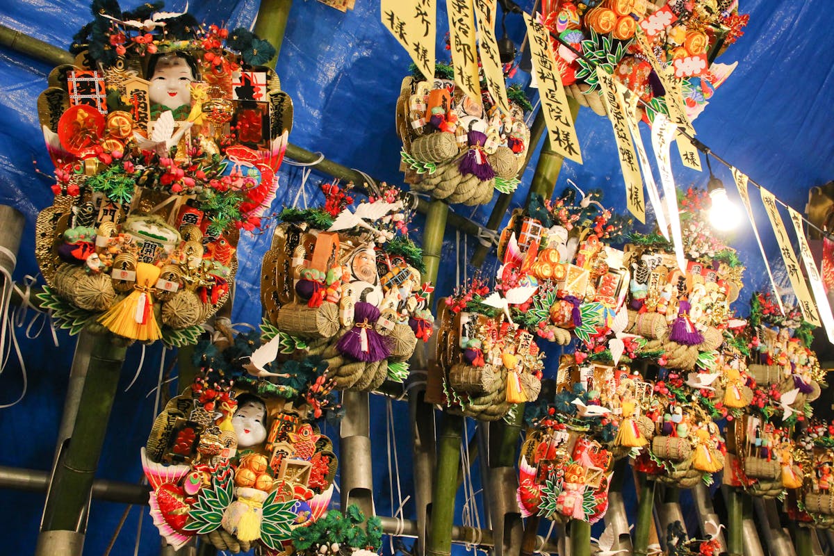 十二日まちが浦和の調神社で開催!露店で埋め尽くされる毎年12月12日の祭り