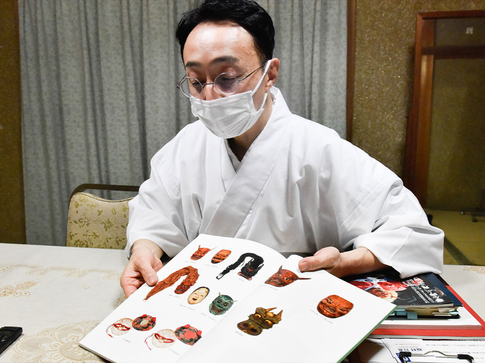 『安久美神戸神明社千年のあゆみ』（平成24年7月発行）を見せていただいた