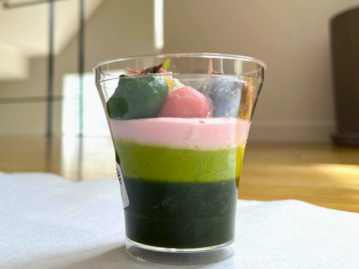 伊藤久右衛門監修 宇治抹茶とさくらのパフェ